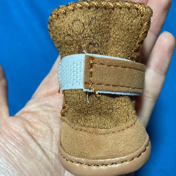 NWT Fleece lined doggie booties - Picture 3 of 4
